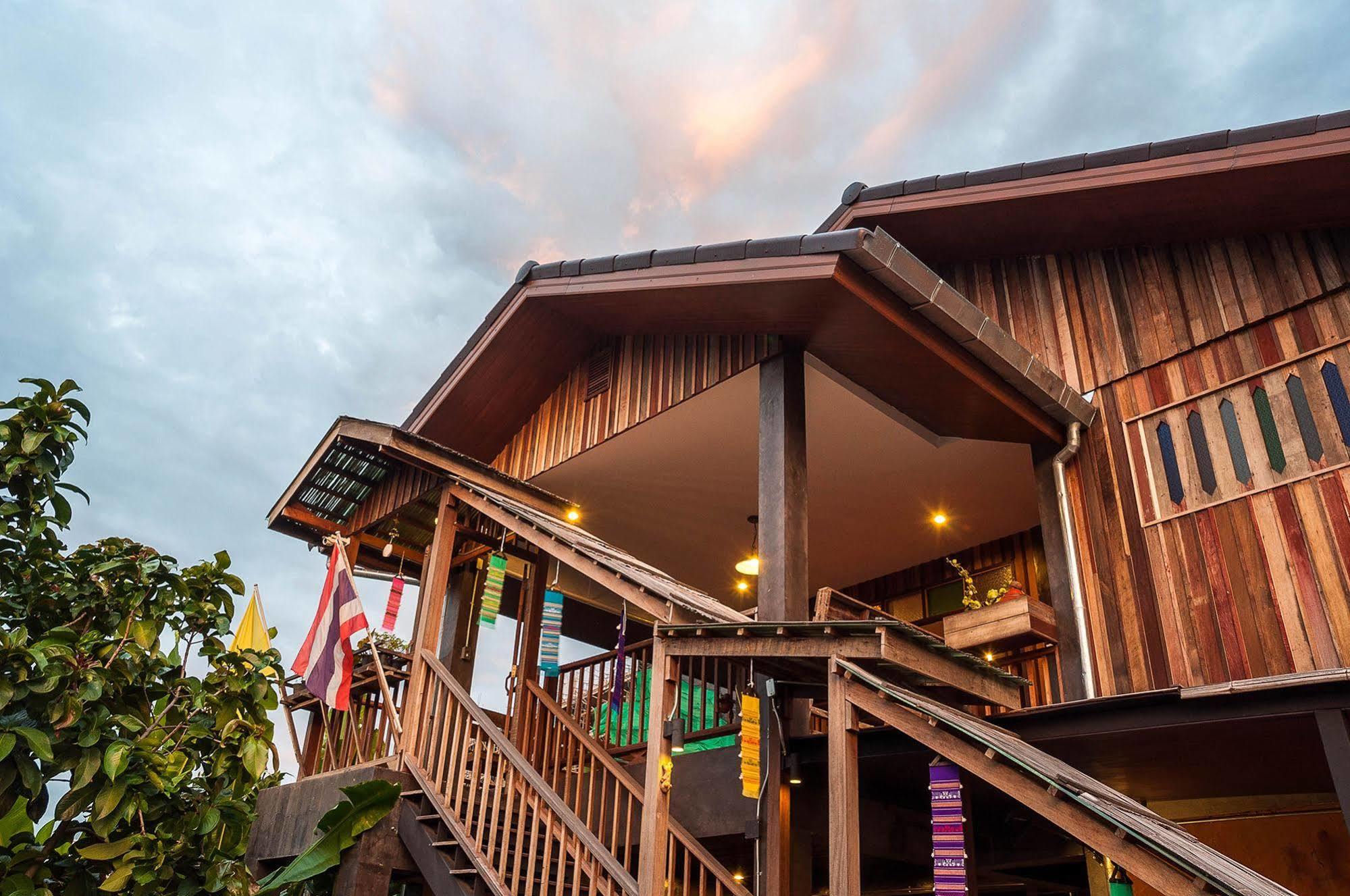 Hueandin Klinmai Boutique Hotel Chiang Mai Exterior photo